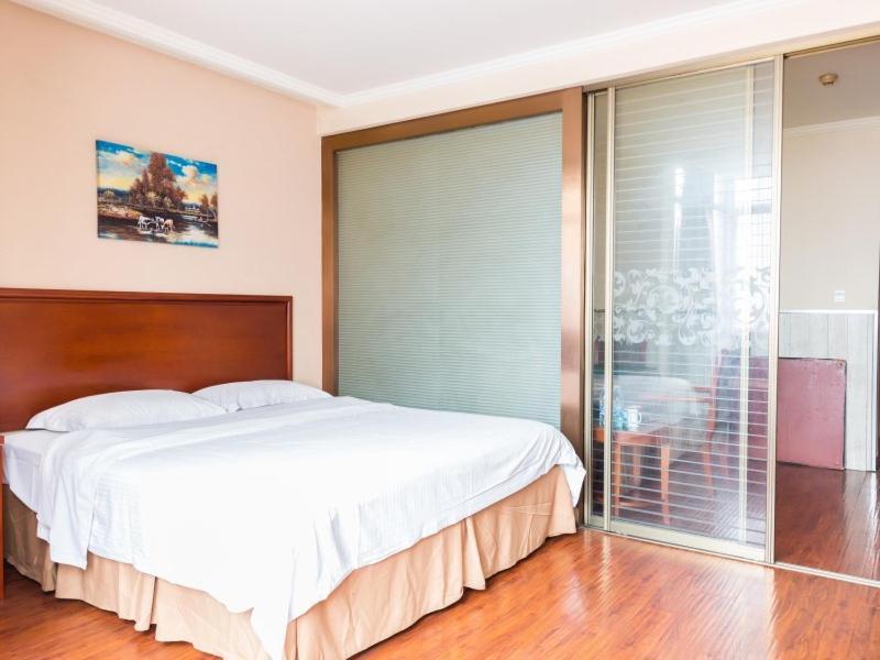 Greentree Inn Jiangsu Suzhou Kunshan High Speed Rail Station Hengshan Road Express Hotel Buitenkant foto