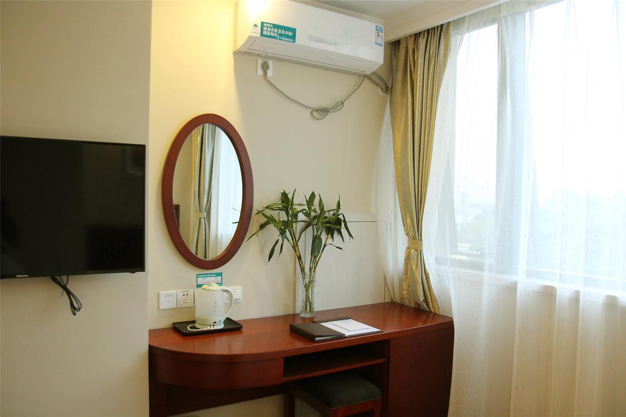 Greentree Inn Jiangsu Suzhou Kunshan High Speed Rail Station Hengshan Road Express Hotel Buitenkant foto