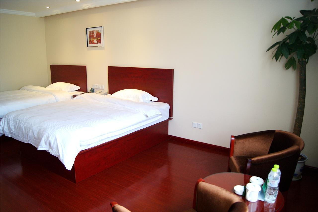 Greentree Inn Jiangsu Suzhou Kunshan High Speed Rail Station Hengshan Road Express Hotel Buitenkant foto