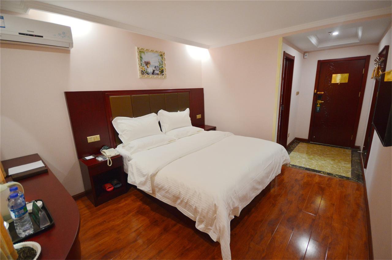 Greentree Inn Jiangsu Suzhou Kunshan High Speed Rail Station Hengshan Road Express Hotel Buitenkant foto